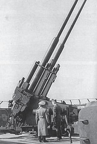 Спаренные 128-мм зенитные орудия